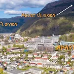 Cozy Near Center And The Mountains Appartamento Bergen