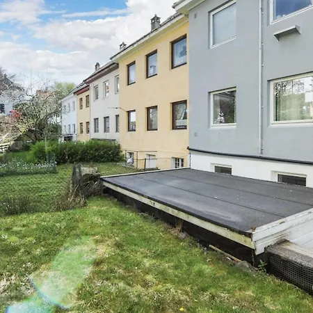 Cozy Near Center And The Mountains *